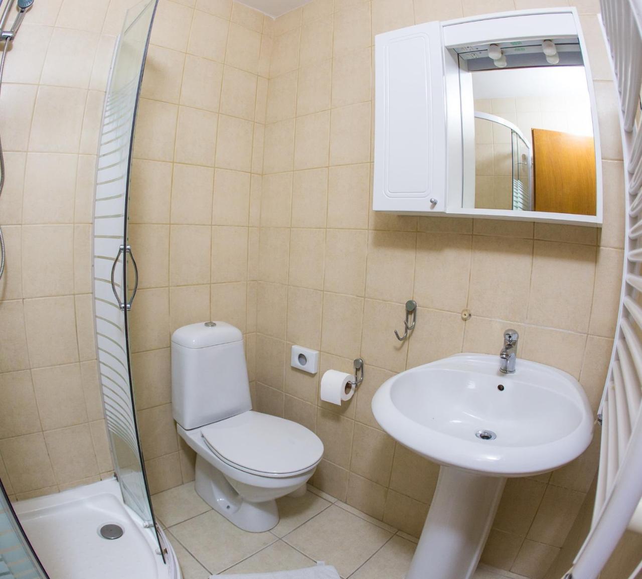 בודווה Apartments & Rooms Nikolic מראה חיצוני תמונה